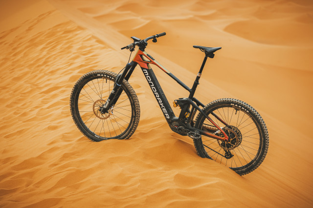 2024 mondraker dune hero.jpg