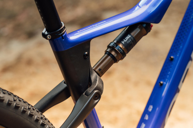 2024 orbea oiz shock.jpg
