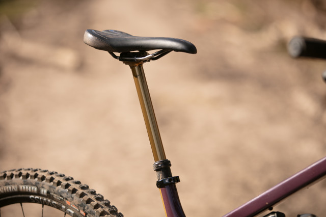 2024 pivot trailcat dropper.jpg