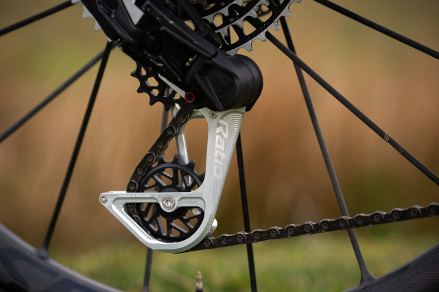 2024 ratio sr52t cage silver.jpg