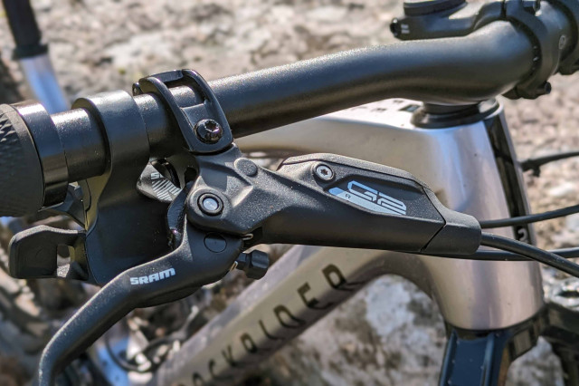 2024 rockrider feel 900s brake.jpg
