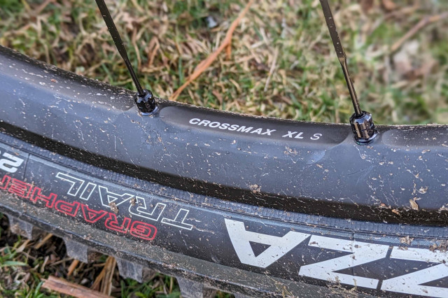 2024 rockrider feel 900s wheel.jpg