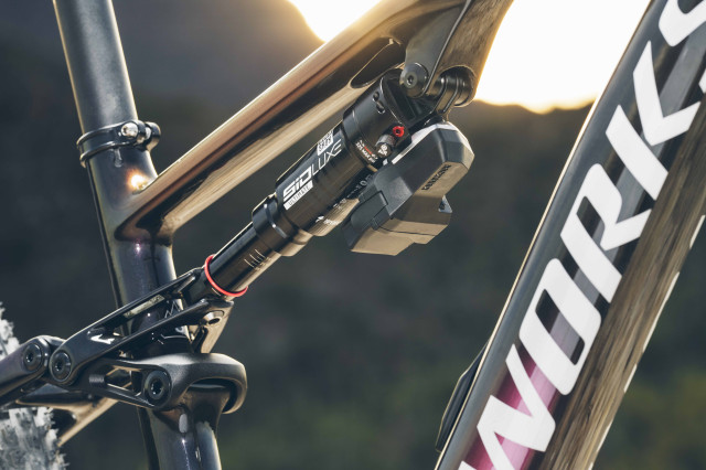 2024 rockshox flight attendant shock.jpg