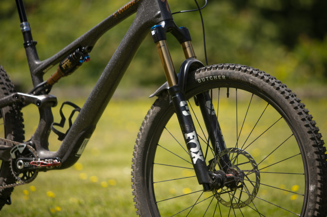 2024 specialized stumpjumper 15 fork.jpg