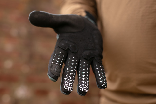2024 tld swelter finger tips.jpg