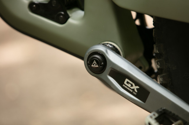2024 topeak bb hide n tool in crnk.jpg