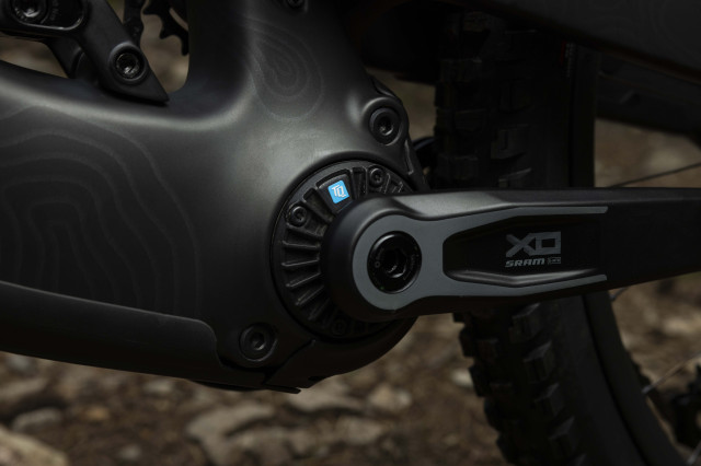 2024 trek slashplus motor.jpg