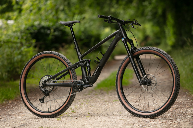 2024 trek top fuel 5ct.jpg