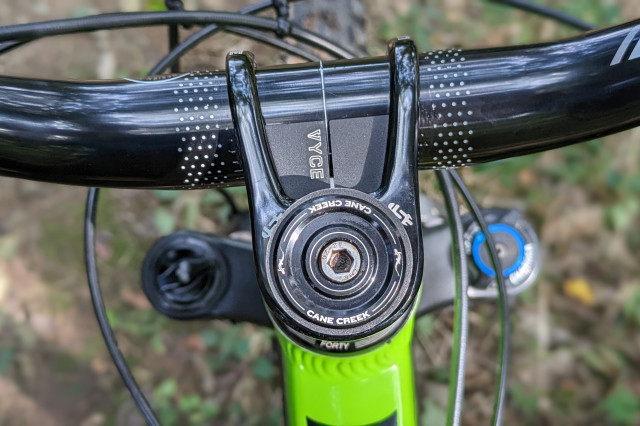 2024 use vyce stem top.jpg