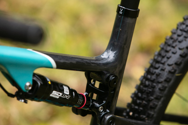 2024 yeti asr carbon.jpg