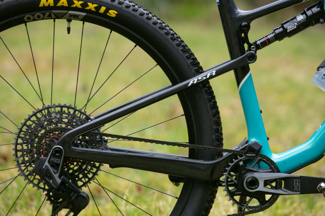 2024 yeti asr rear end.jpg