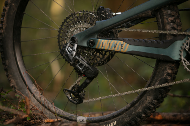 2024 yt industries decoy sn mech.jpg