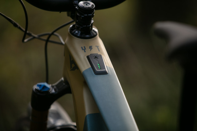 2024 yt industries decoy sn tt.jpg
