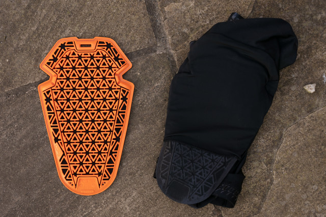 2024 yt knee protection insert.jpg