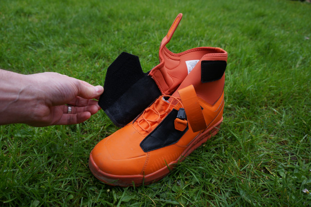 2024Endura MT500 Burner Clipless Waterproof Shoe Laces.jpg