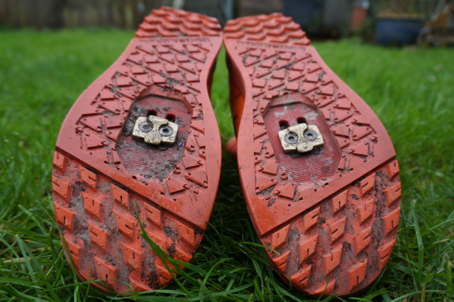 2024Endura MT500 Burner Clipless Waterproof Shoe StickyFoot Grip.jpg