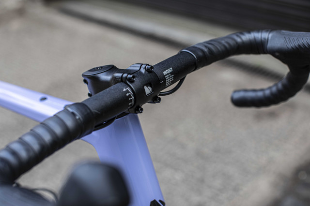 2025 canyon grizl bar.jpg