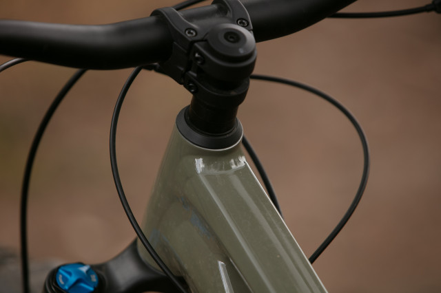 2025 canyon spectral al 6 head set.jpg
