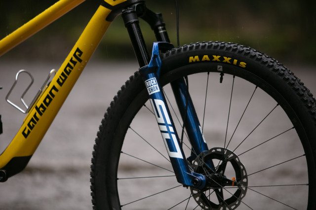 2025 carbon wasp truffle 120 fork.jpg