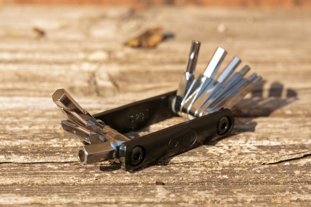 2025 crankbrothers f16 allens.jpg