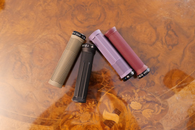 2025 fizik grips.JPG