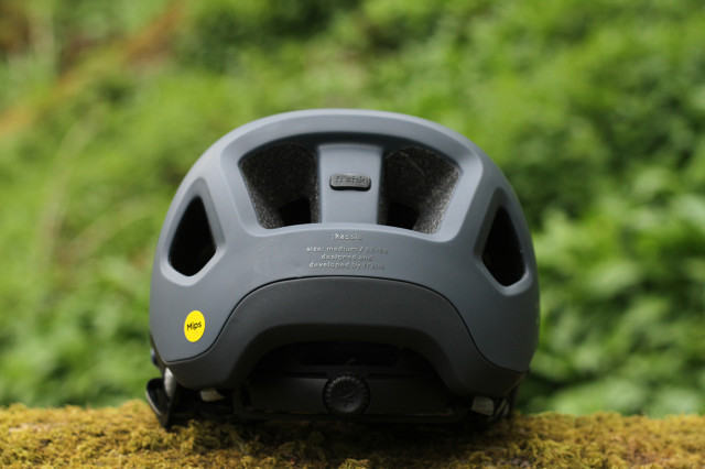 2025 fizik kassis rear.jpg