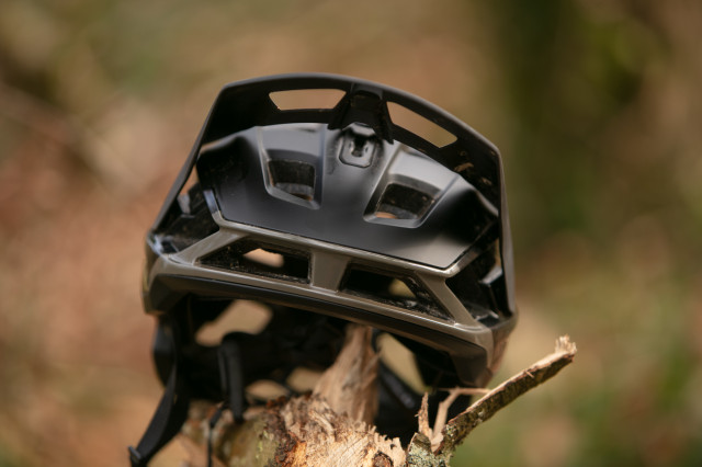 2025 fox speedframe pro front r 2.jpg