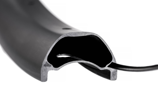 2025 hunt proven carbon trail h core.jpg