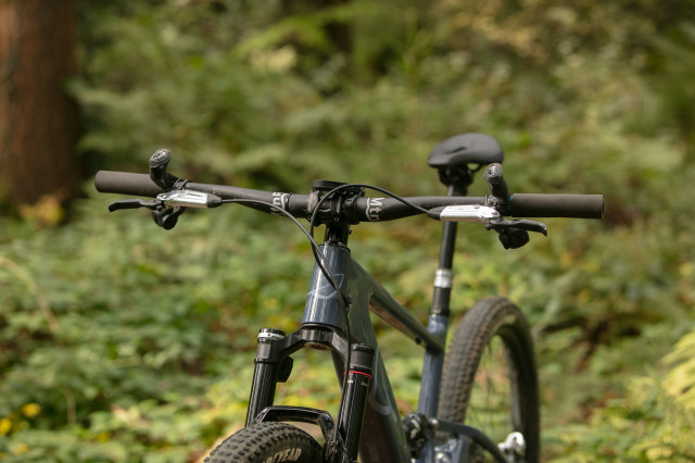 2025 lauf elja handlebar.jpg