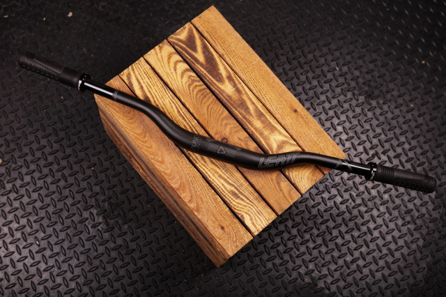 2025 leatt bar 5ct.jpg