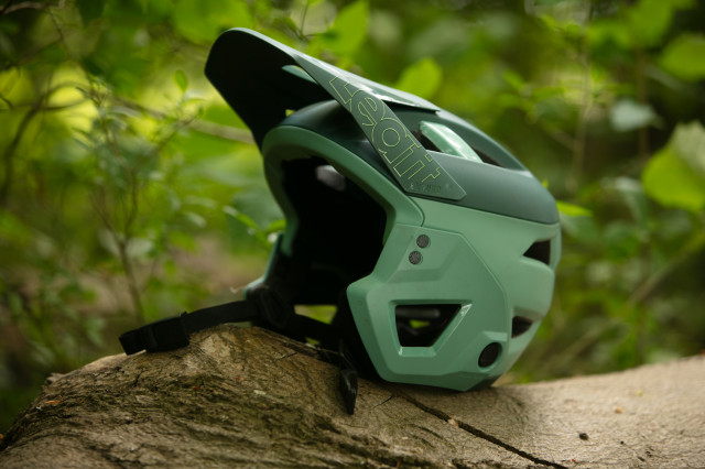 2025 leatt mtb 3.0 helmet 34.jpg