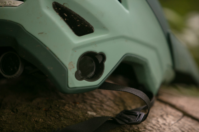 2025 leatt mtb 3.0 helmet hole.jpg