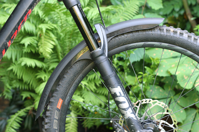 2025 mucky nutz mudguard long side.jpg