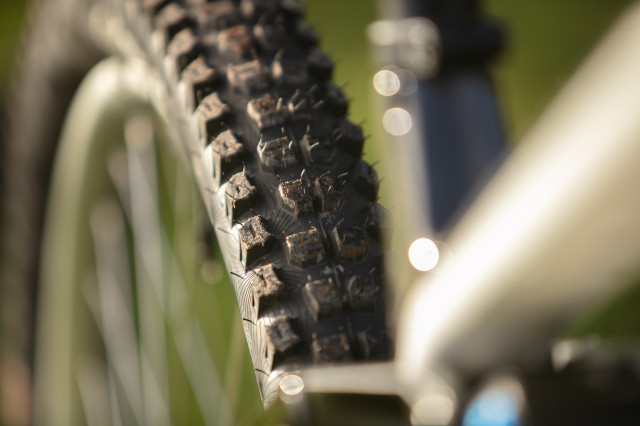 2025 norco range vlt rear wheel.jpg