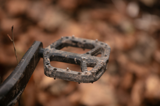 2025 oneup comp pedal detail 2.jpg