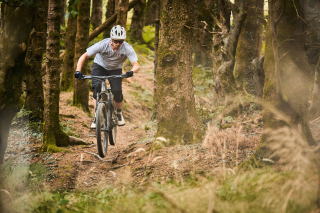 2025 pivot shuttle am riding 8.jpg