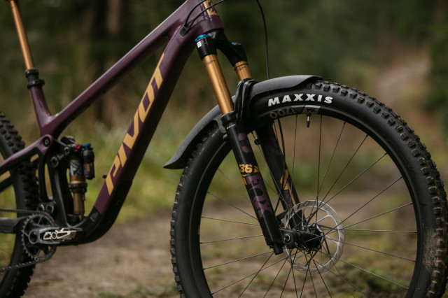 2025 pivot trailcat lt fork.jpg