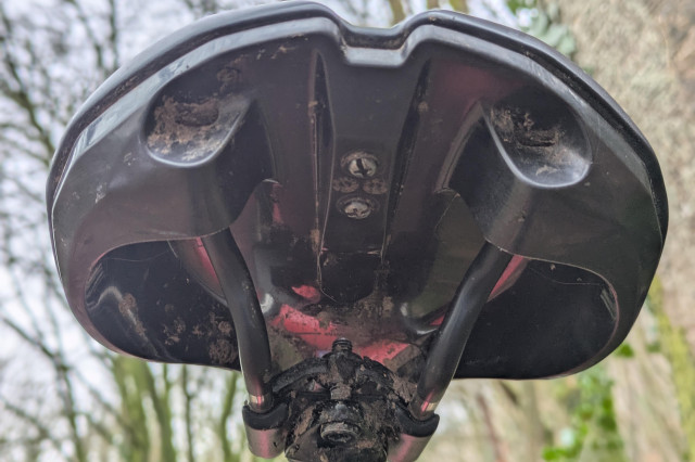 2025 pro msn 1.3 enduro saddle acc mount.jpg