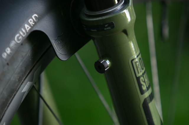 2025 rockshox lyrik bleed valve.jpg