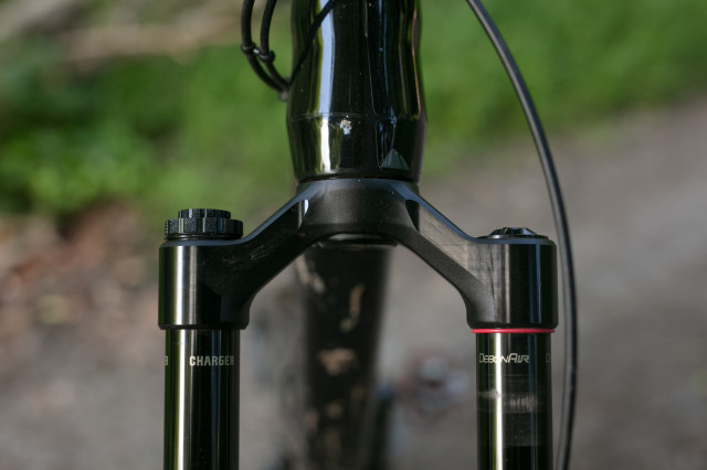 2025 rockshox lyrik crown.jpg