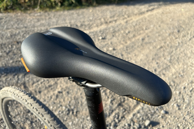 2025 selle royal explora saddle hero.jpg