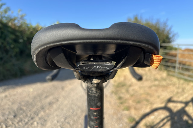 2025 selle royal explora saddle rear.jpg