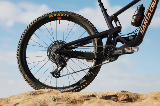 2025 sram eagle 70 N hero.jpg