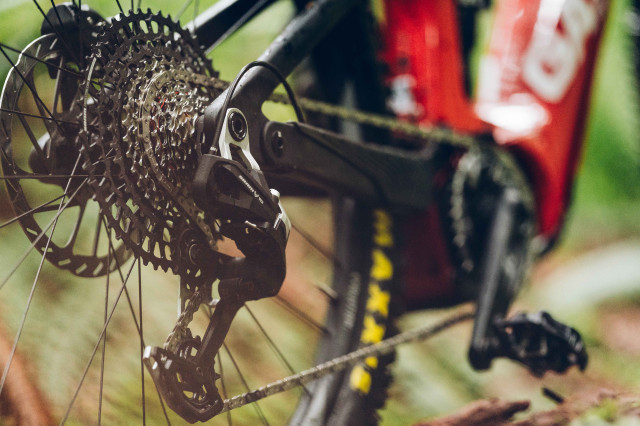 2025 sram eagle 90 N hero 2.jpg