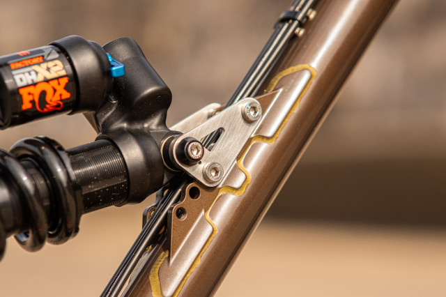 2025 starling dive shock mount.jpg