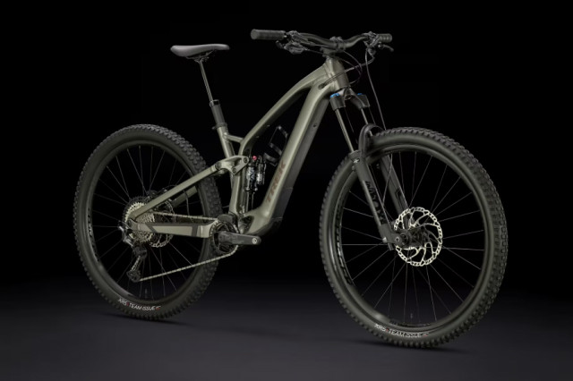 2025 trek fuel exe.jpg