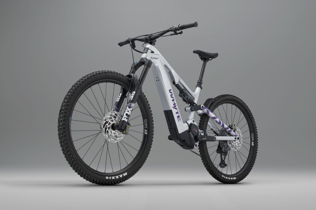2025 whyte kado rsx hero.jpg