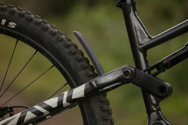 2025 whyte kado s mud guard.jpg