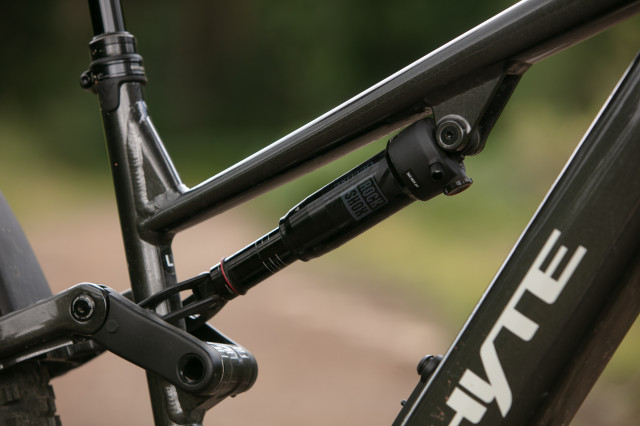 2025 whyte kado s shock.jpg