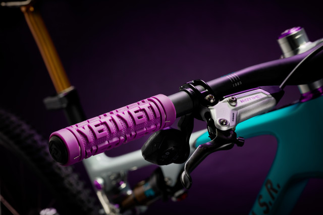 2025 yeti asr annivasary grip.jpg